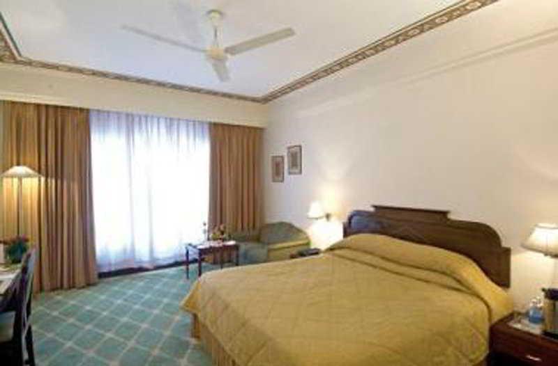 Park Regis Jaipur Hotel Room photo